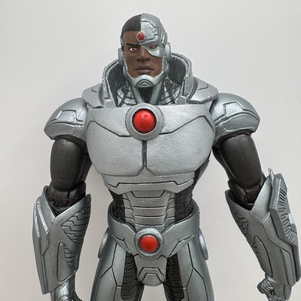 DC‎ Collectibles Justice League New 52 Cyborg 7" Action Figure Loose Pre-Owned